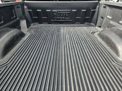 Used 2025 Chevrolet Silverado 2500 LT w/ Convenience Package AWD/4WD image 17
