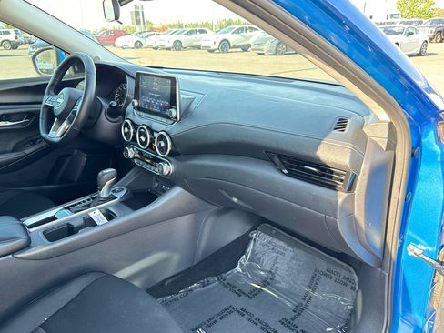 Used 2025 Nissan Sentra SV w/ All-Weather Package FWD image 18