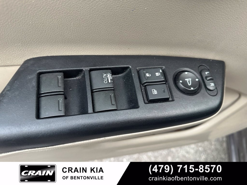 Used 2013 Honda Civic LX image 14