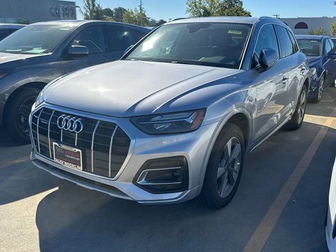 Certified 2023 Audi Q5 Premium w/ Premium Plus Package AWD/4WD image 6