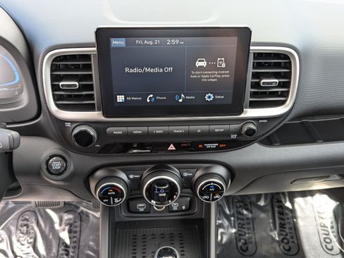 New 2026 Hyundai Venue SEL FWD image 23