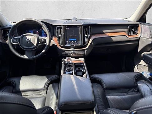 Used 2024 Volvo XC60 B5 Ultimate w/ Protection Package Premier AWD/4WD image 20