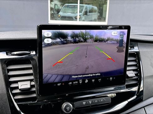 Used 2024 Ford Transit 350 XLT image 24