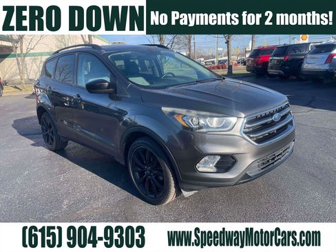 Used 2017 Ford Escape SE w/ Equipment Group 201A image 1