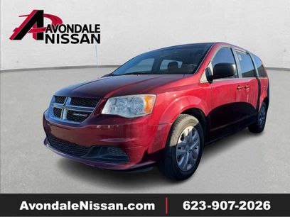 Used 2018 Dodge Grand Caravan SE w/ UConnect Hands-Free Group