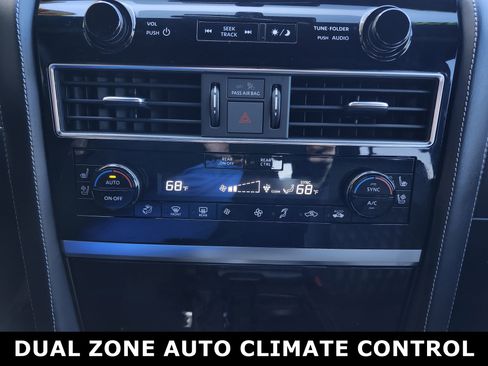 Used 2024 INFINITI QX80 Sensory w/ Cargo Package AWD/4WD image 7