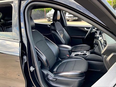 Used 2024 Ford Escape ST-Line image 8