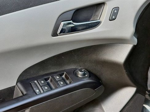 Used 2019 Chevrolet Sonic LT w/ Convenience Package FWD image 19