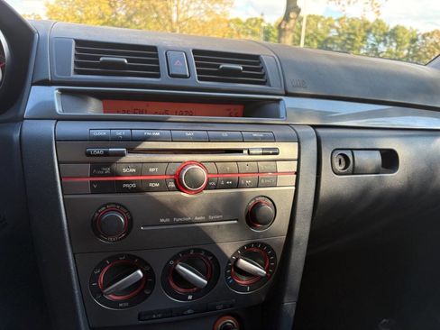 Used 2007 MAZDA MAZDA3 s Sport image 23