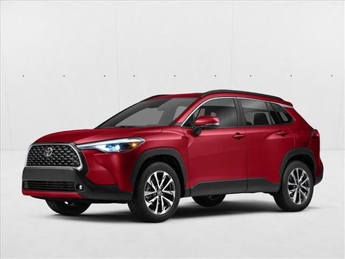 Used 2022 Toyota Corolla Cross LE image 1