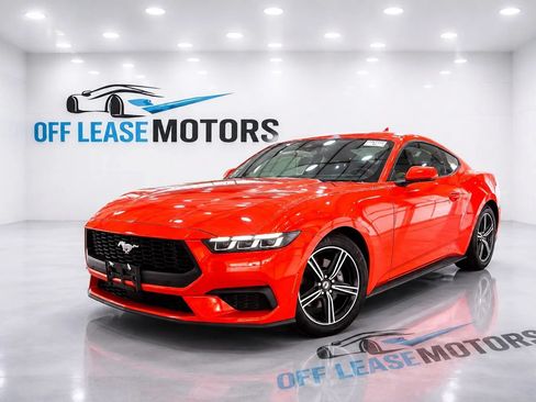 Used 2024 Ford Mustang Premium RWD image 1