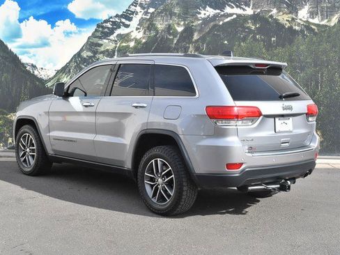 Used 2018 Jeep Grand Cherokee Limited image 9
