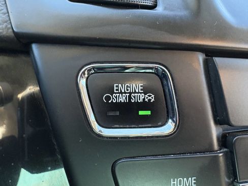 Used 2013 Buick Regal Premium image 29