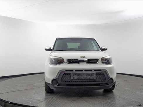 Used 2014 Kia Soul + w/ Eco Package FWD image 12