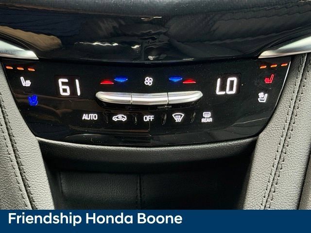 Used 2024 Cadillac XT6 Sport w/ Technology Package AWD/4WD image 27