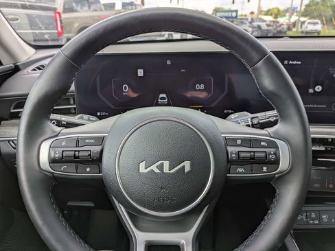 Used 2025 Kia K5 EX FWD image 29