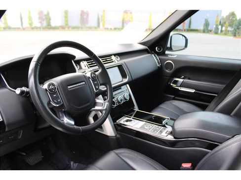 Used 2017 Land Rover Range Rover AWD/4WD image 9