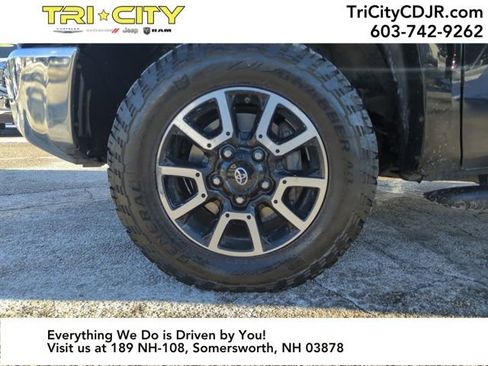 Used 2017 Toyota Tundra SR5 image 35
