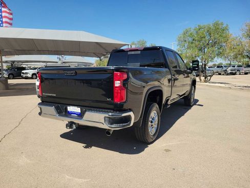 Used 2025 Chevrolet Silverado 2500 LT w/ Leather Package image 8