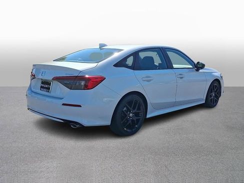 Used 2024 Honda Civic Sport image 4