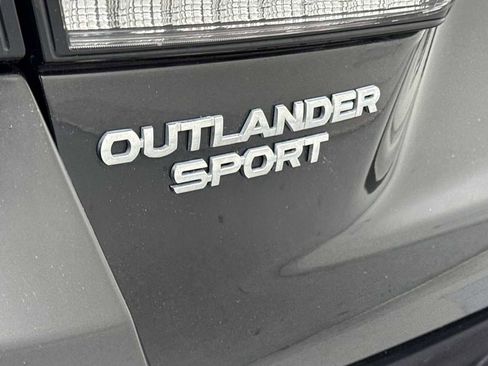 Used 2020 Mitsubishi Outlander Sport ES image 27