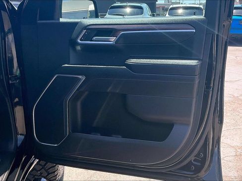 Used 2023 Chevrolet Silverado 1500 LT RWD image 12