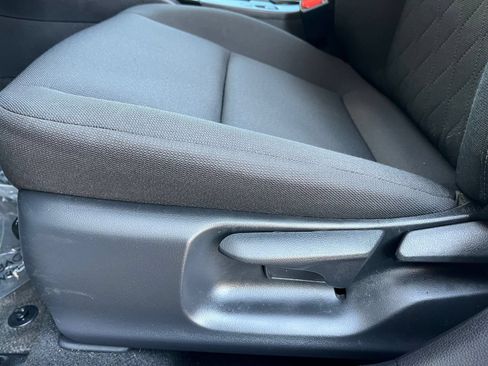 Used 2025 Toyota Corolla LE FWD image 22