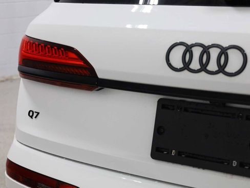 New 2026 Audi Q7 Premium image 8