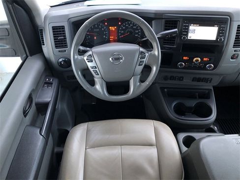 Used 2019 Nissan NV 3500 SL image 13