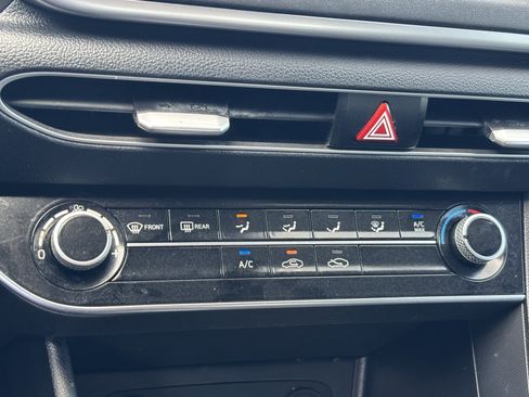Used 2022 Hyundai Sonata SE image 23