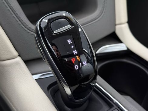 Used 2023 Cadillac XT6 Premium Luxury AWD/4WD image 60