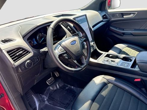 Used 2022 Ford Edge ST-Line image 9
