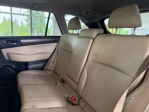 Used 2018 Subaru Outback 2.5i Limited AWD/4WD image 19