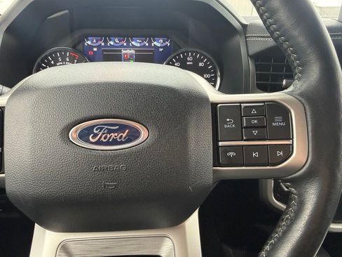 Used 2024 Ford Expedition XLT image 10