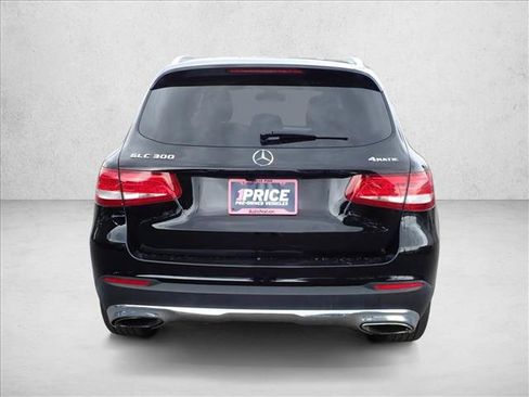 Used 2018 Mercedes-Benz GLC 300 4MATIC image 3