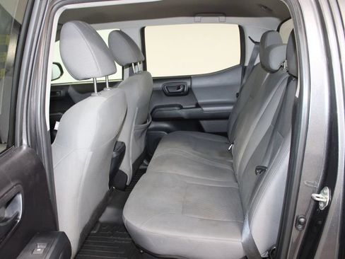 Used 2020 Toyota Tacoma SR w/ SR Convenience Package RWD image 26