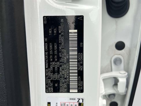 Used 2024 Lexus RX 500h F Sport w/ Convenience Package image 19