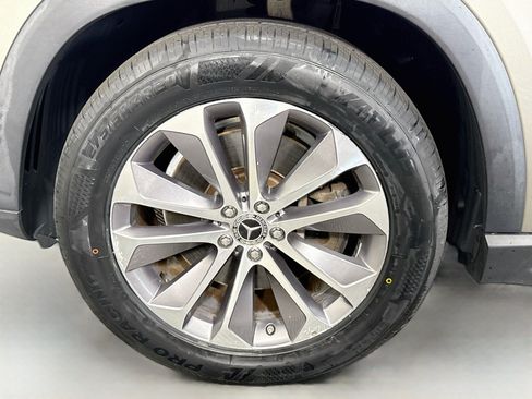 Used 2023 Mercedes-Benz GLE 450 4MATIC image 38