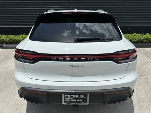 Used 2024 Porsche Macan AWD/4WD image 13
