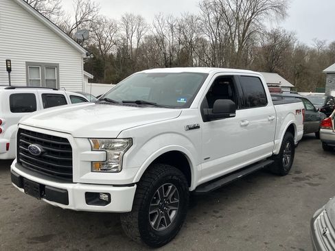 Used 2017 Ford F150 XLT w/ Equipment Group 302A Luxury AWD/4WD image 3