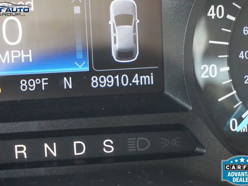 Used 2017 Ford Fusion SE FWD image 39