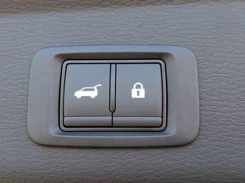 New 2026 Mitsubishi Outlander SE image 13