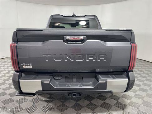Used 2024 Toyota Tundra Limited AWD/4WD image 6