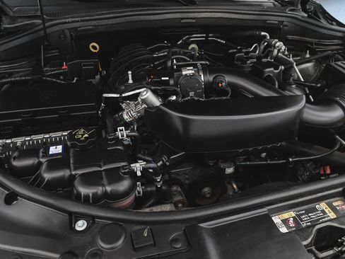 Used 2025 Dodge Durango GT AWD/4WD image 39