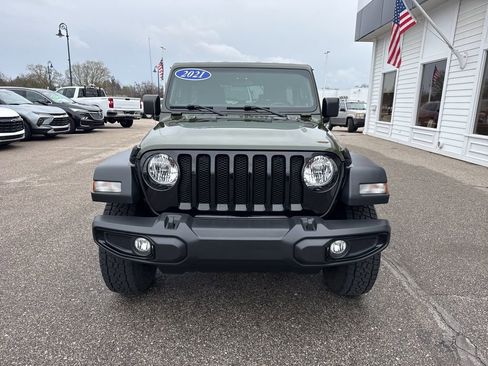 Used 2021 Jeep Wrangler Unlimited Sport AWD/4WD image 2