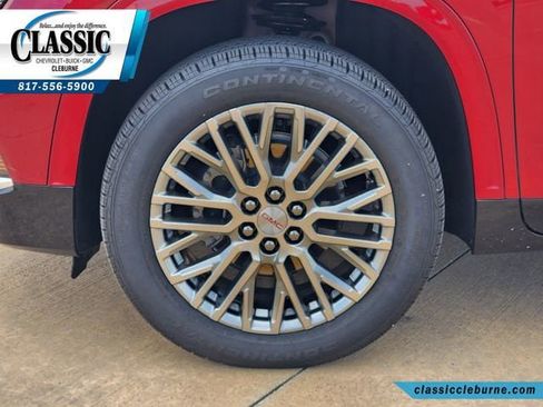 Used 2025 GMC Acadia Denali w/ LPO, Floor Liner Package AWD/4WD image 12