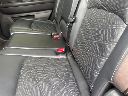 Used 2023 Nissan Pathfinder Platinum w/ Lighting Package (N92) image 35