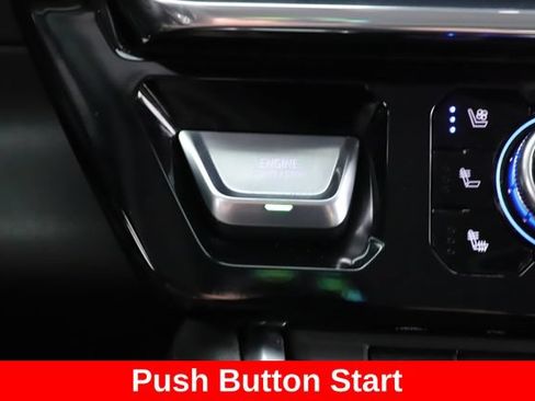 Used 2024 GMC Sierra 2500 Denali w/ Denali Reserve Package AWD/4WD image 25