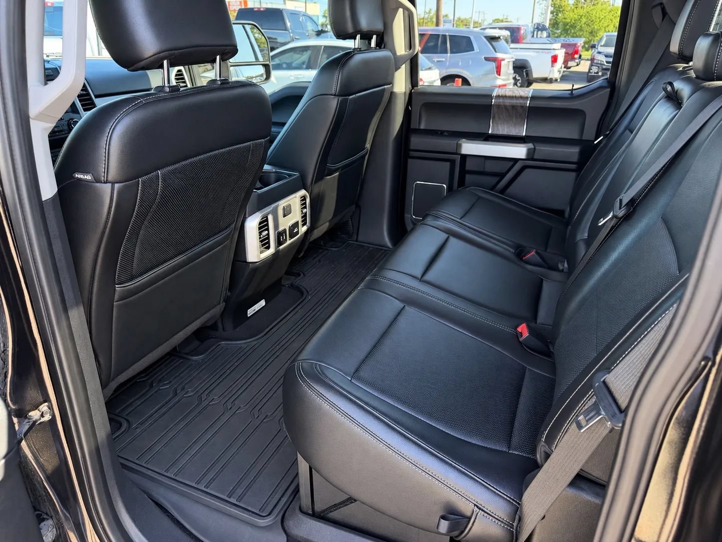 Used 2019 Ford F250 4x4 Crew Cab Super Duty image 26