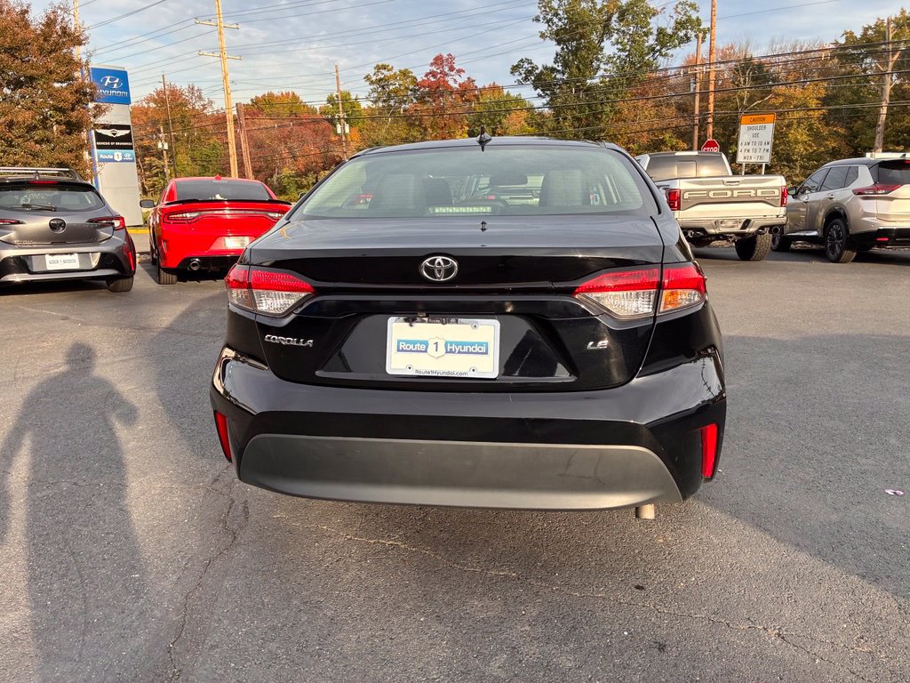 Used 2026 Toyota Corolla LE FWD image 6